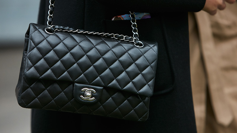 The perfect bag #vivrelle #nyc #vlog #designerhandbags